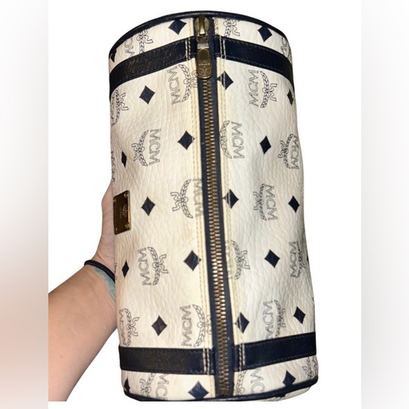 MCM Visetos Papillon white & black adjustable strap crossbody bag Germany EUC - Picture 9 of 15